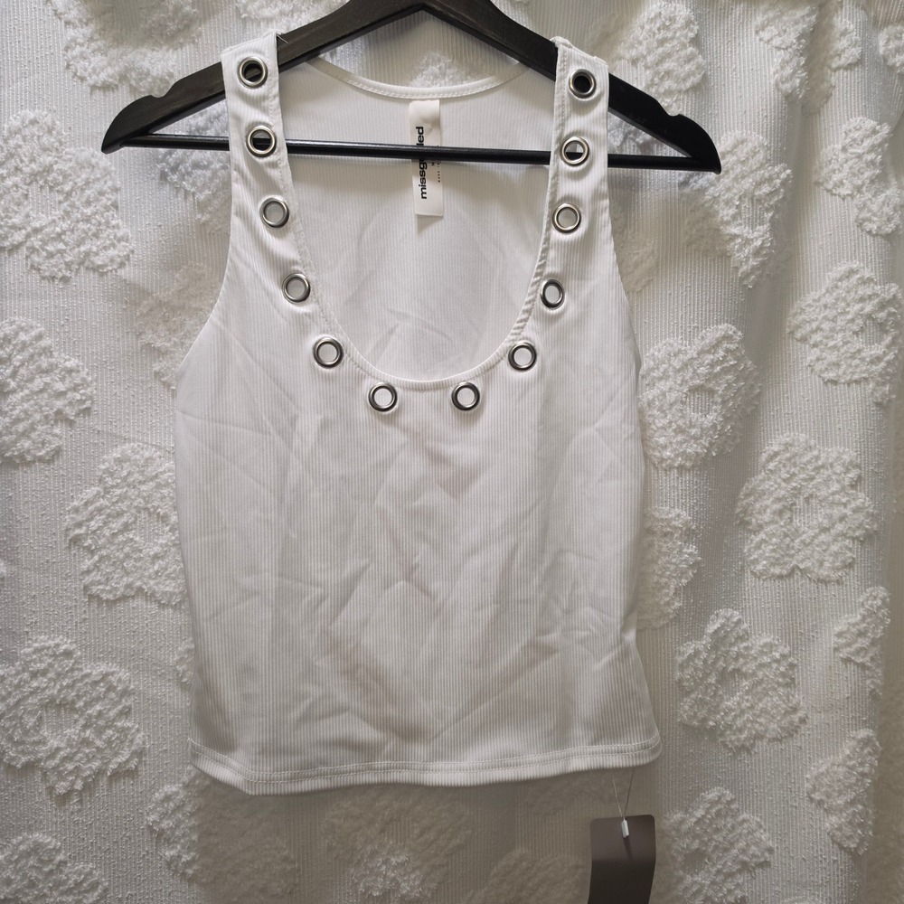 NWT Missguided White Ribbed Grommet Scoop Neck Tank Top Medium Y2K Style